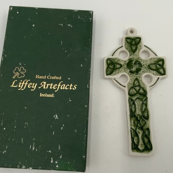 House of Liffey Artefacts Irish Ceramic Celtic Cross Wall Hanging New Old Stock - Picture 1 of 7